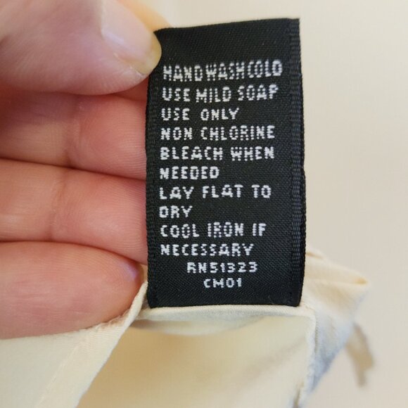 Josephine Chaus Ivory 100% Silk Scoop Neck Blouse Flutter Sz 18 Semi Sheer - Picture 14 of 14